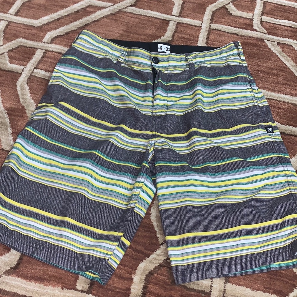 EUC DC board shorts waist 33